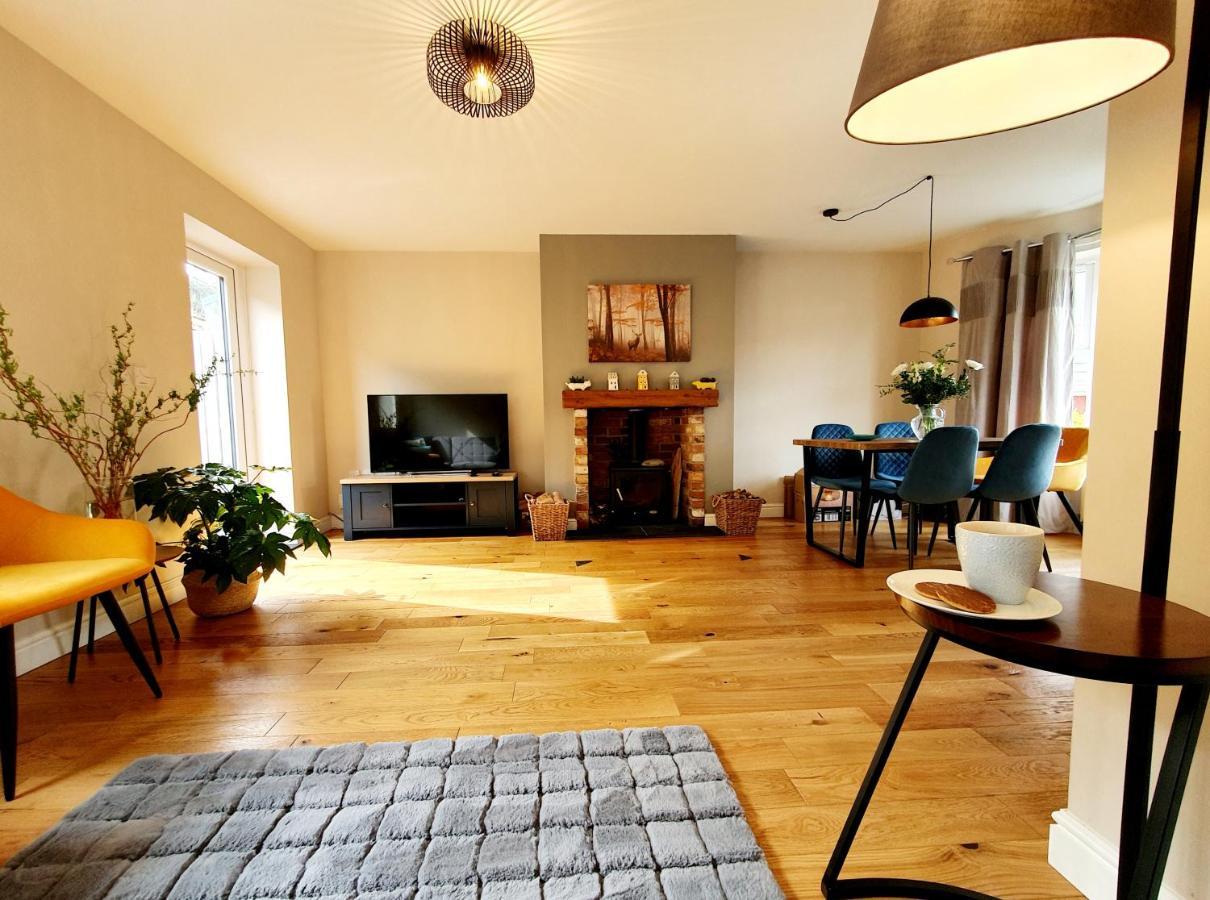 Villa Luxury Coastal Retreat à Loftus Extérieur photo